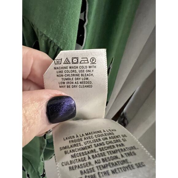 maeve anthropologie Green French Bulldog Pleated Button Up Shirt Sz 6 - Picture 7 of 8